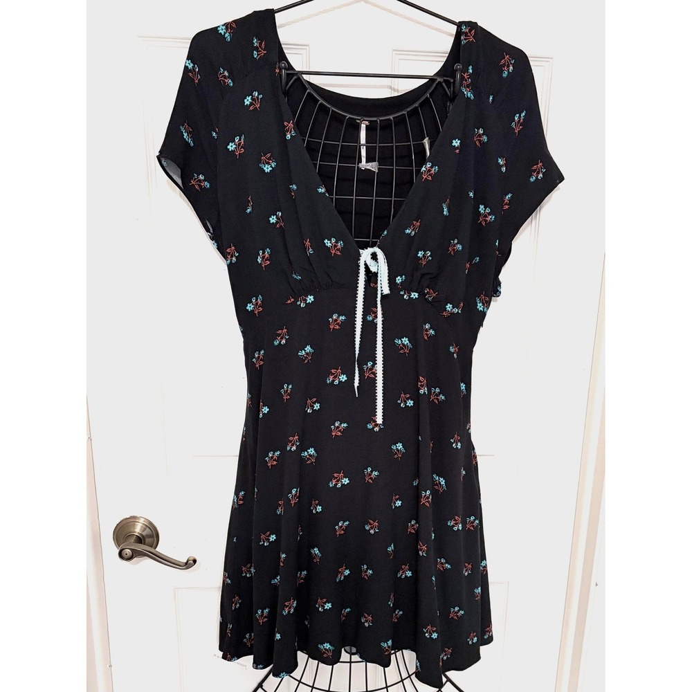 Free People Black Ditsy Floral Tie Front Cutout Mini Dress Boho Sz L